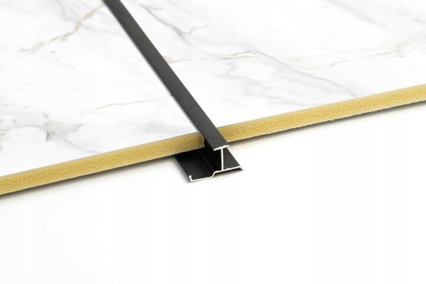 Profil aluminiowy - mocowanie paneli WPC o gr. 8 mm - DH133 - czarny