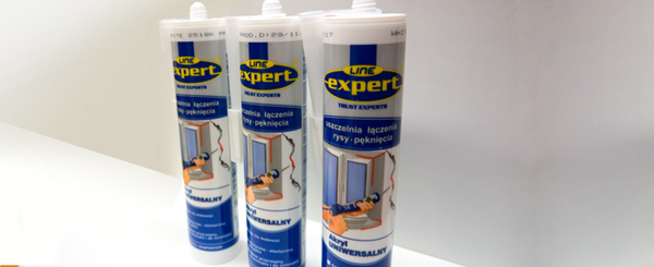 Akryl maskujący do listwy przypodłogowej