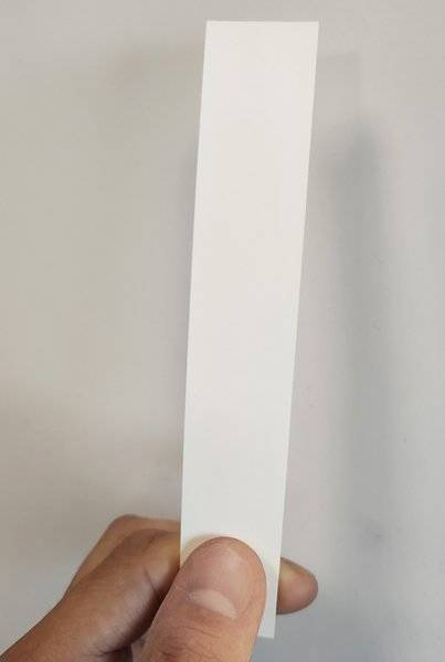 Uniwersalne zakończenie białe do listwy przypodłogowej