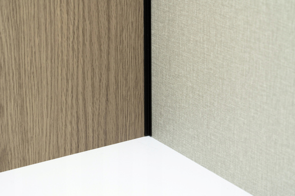 Profil aluminiowy - mocowanie paneli WPC o gr. 8 mm - narożnik wewnętrzny - 8402 - czarny