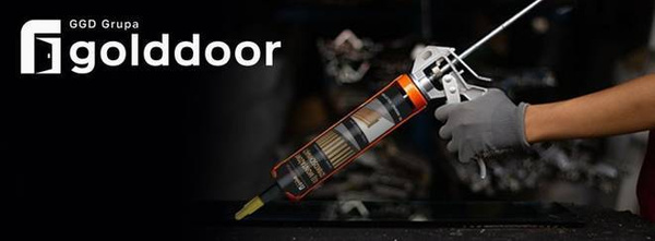 Klej montażowy Gold Door do listew przypodłogowych i lameli